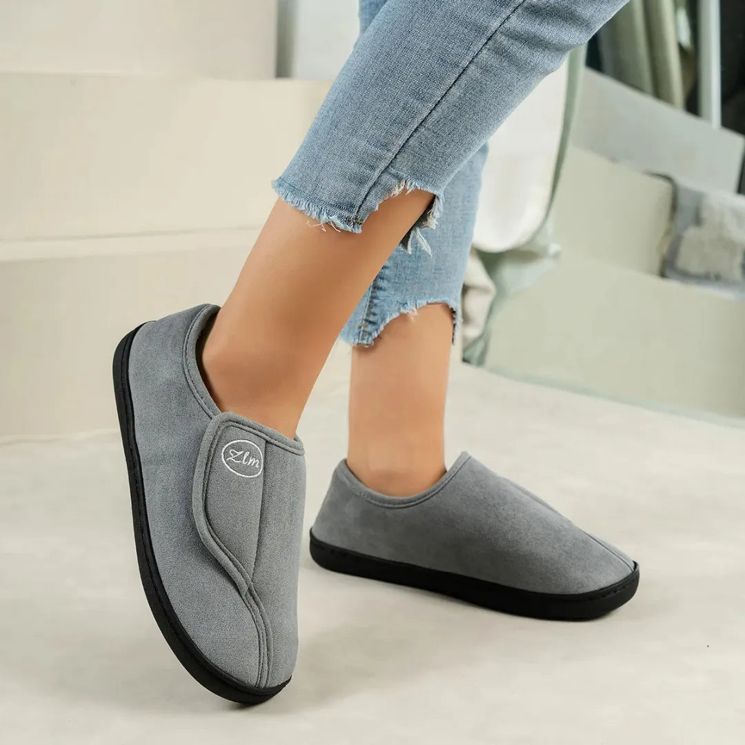 Sam Wide Fit Slippers – Adjustable Velcro House Shoes for Swollen Feet